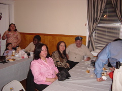 Desde sombrero para Boston nuestra querida Angelita Troncosos y esposo.JPG